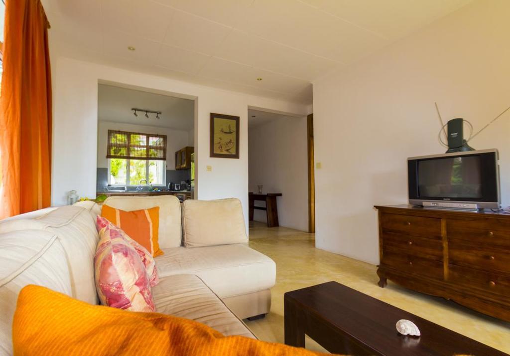 La Batie Selfcatering Apartment Beau Vallon  Zewnętrze zdjęcie